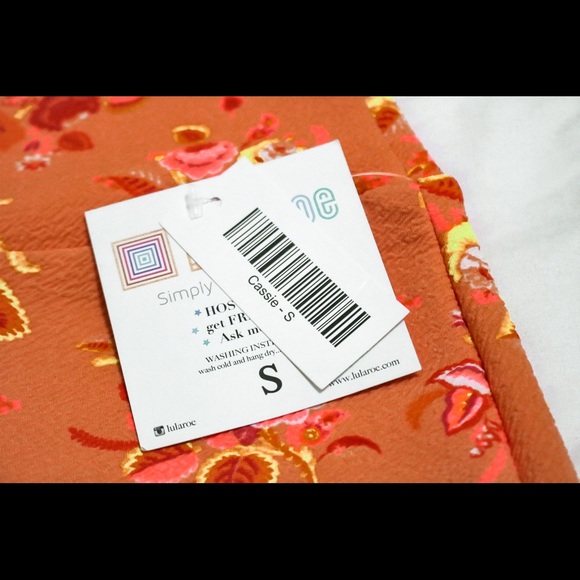 LuLaRoe - Size S Cassie Skirt - Picture 2 of 3